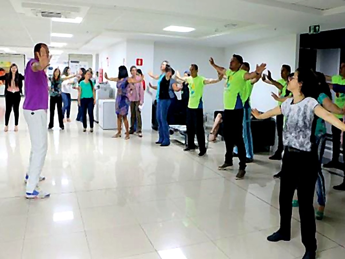 Turma em treinamento conduzido pela R.A. Treinamentos